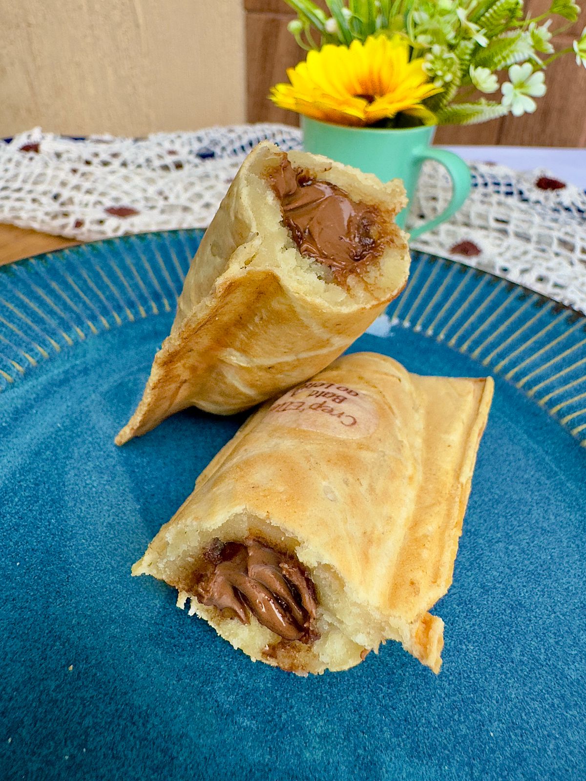 Crepe recheado com chocolate