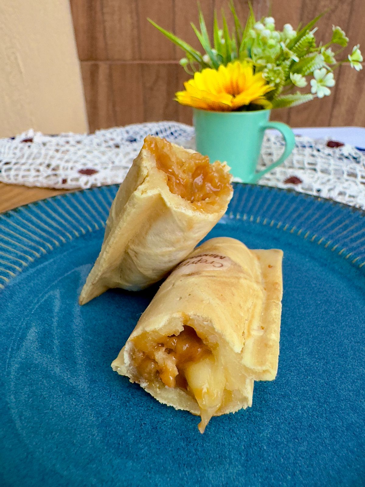 Crepe recheado com doce de leite